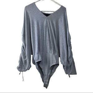 Kendall & Kylie Gray V Neck Long Shirred Dolman Sleeve Bodysuit Size XS